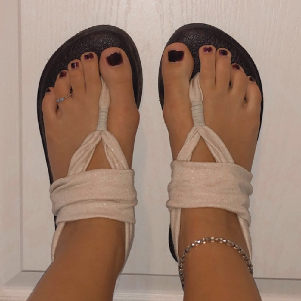 Sanuk sandals